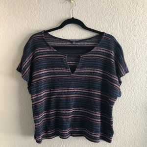 American Eagle knit shirt